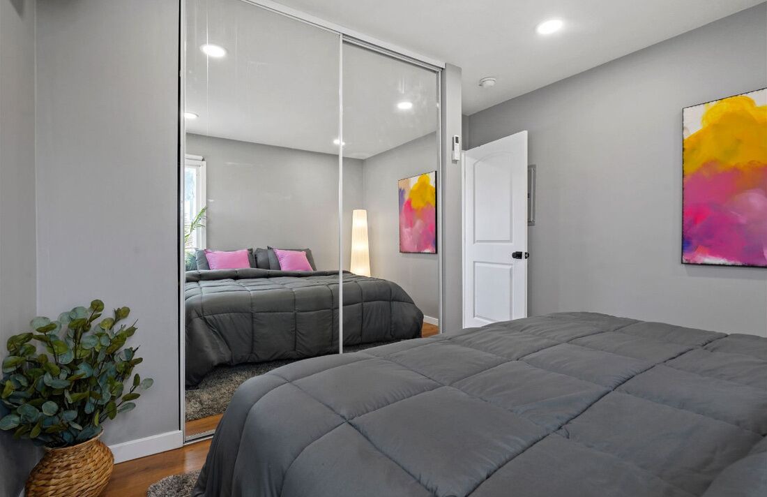 Photo of Bedroom in Hawthorne