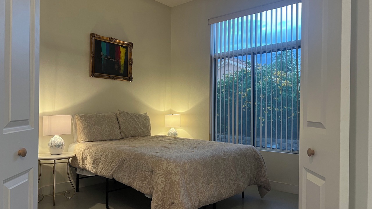 Photo of Bedroom in Desert Palms