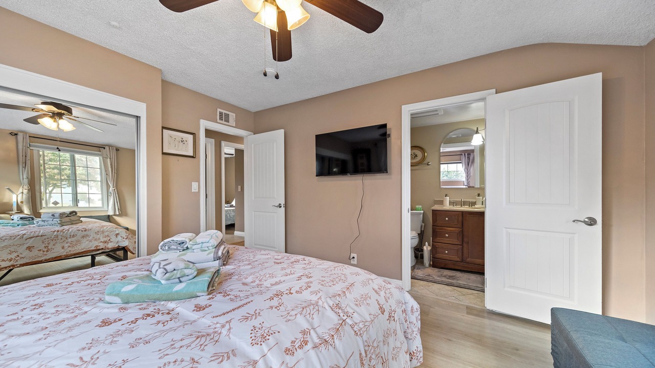 Photo of Bedroom in Mayflower Village