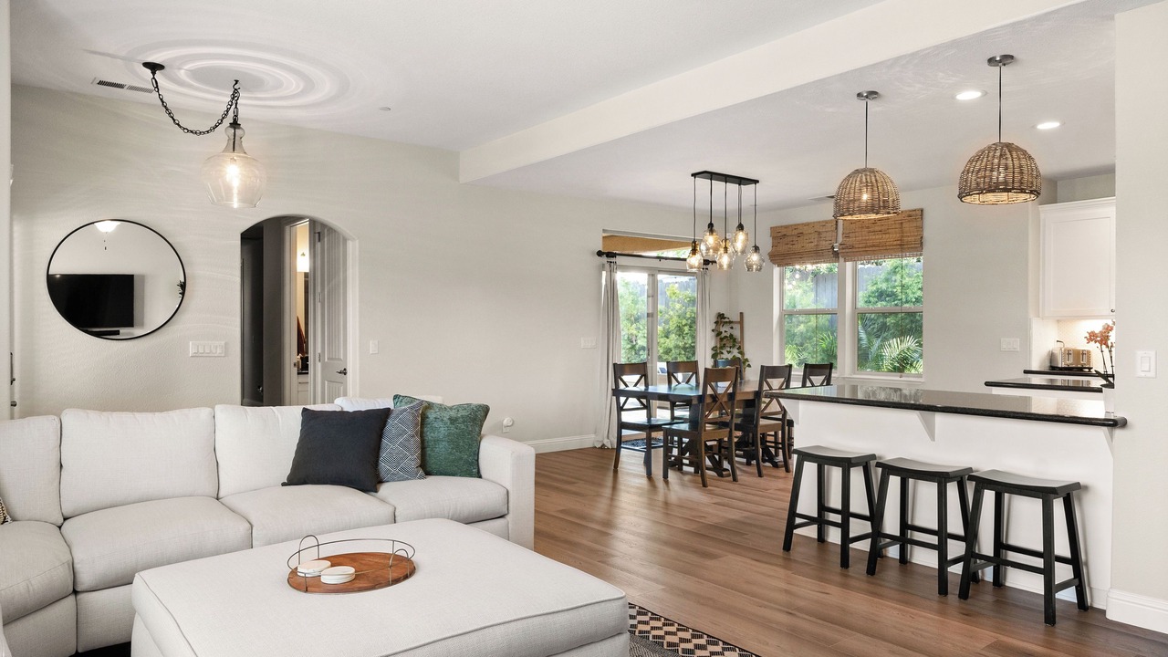 Photo of Livingroom in Chico