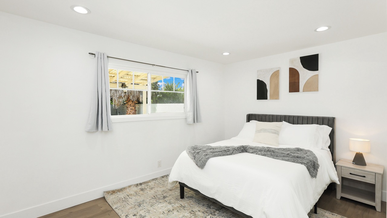 Photo of Bedroom in Fountain Valley