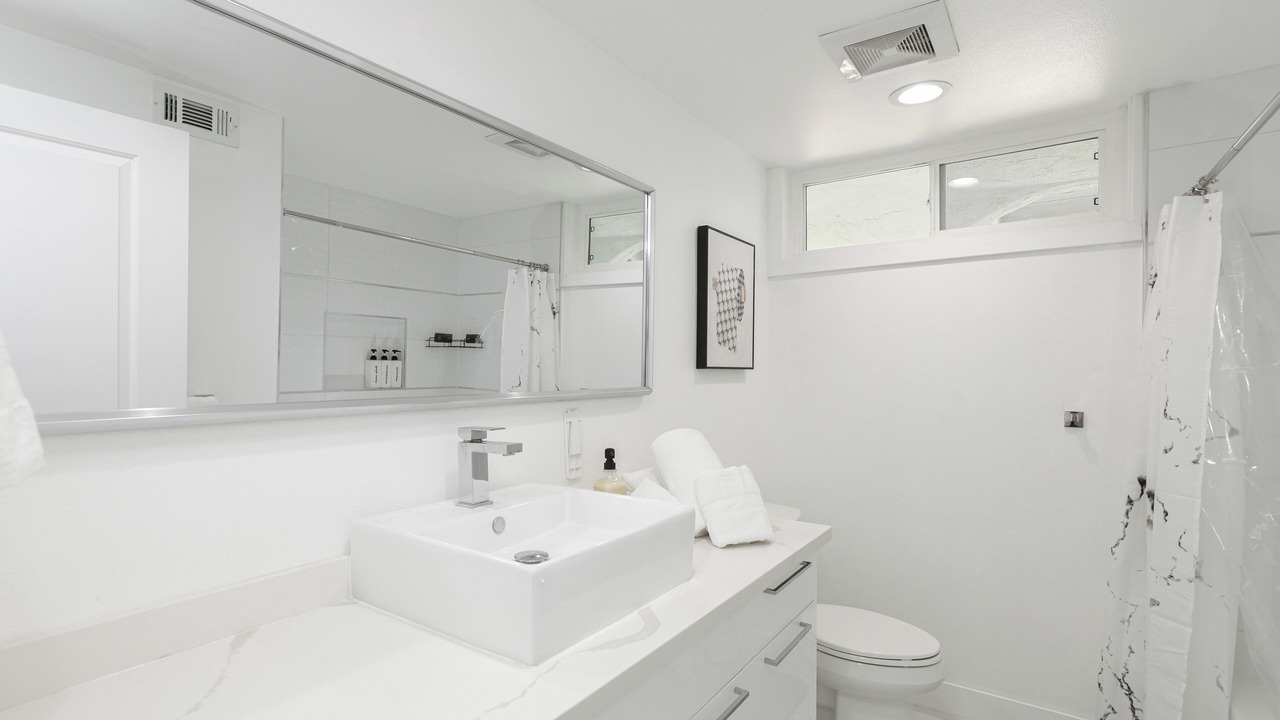 Photo of Bathroom in Fountain Valley