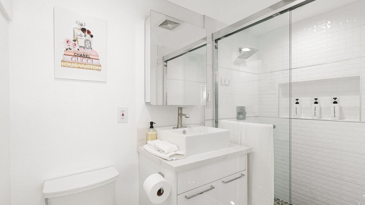 Photo of Bathroom in Fountain Valley