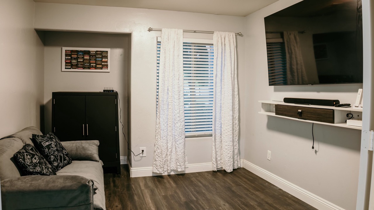Photo of Livingroom in Pumpkin Center