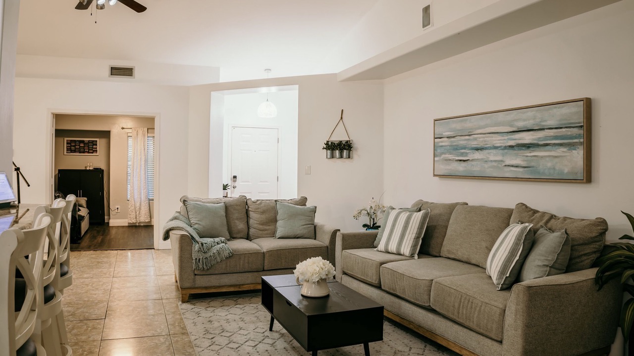 Photo of Livingroom in Pumpkin Center