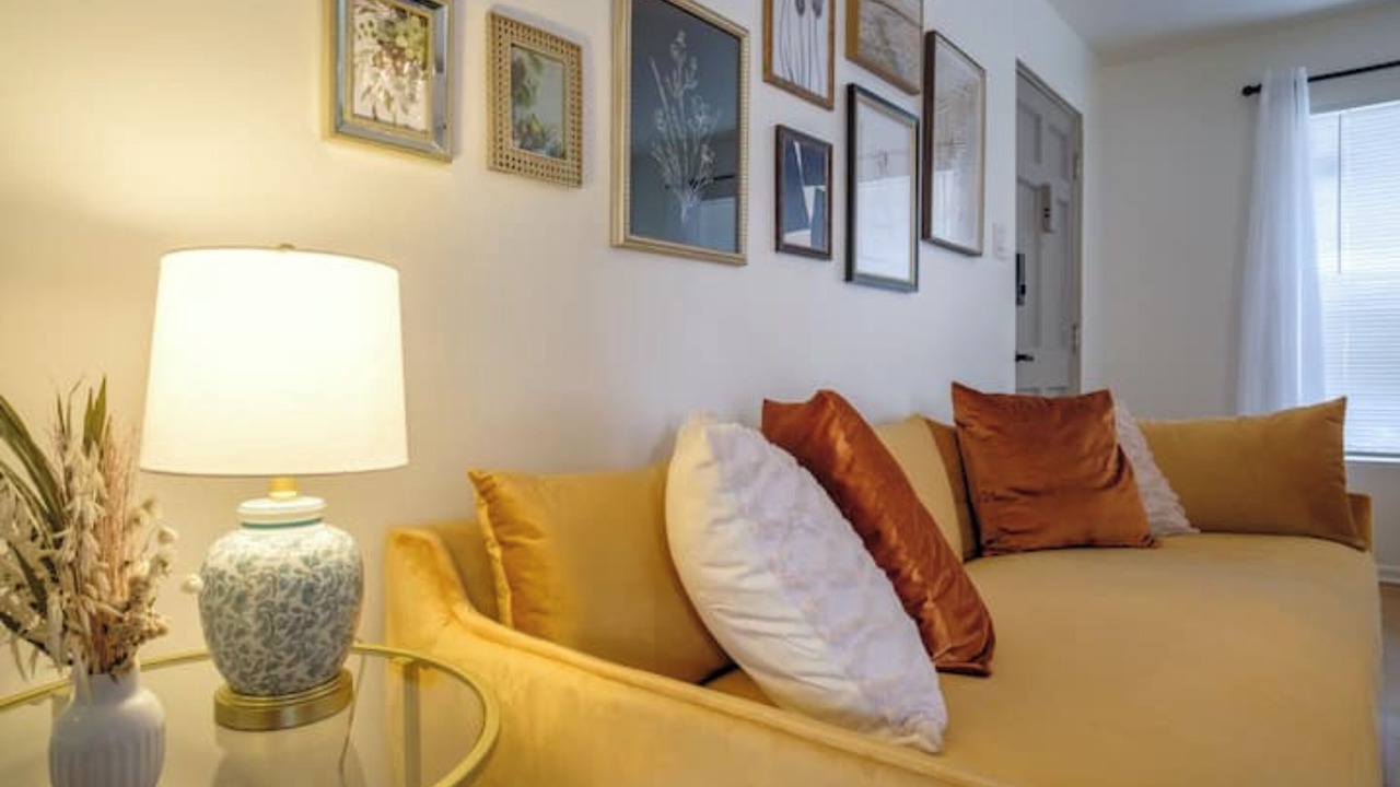 Photo of Livingroom in Pasadena