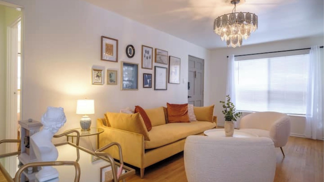 Photo of Livingroom in Pasadena