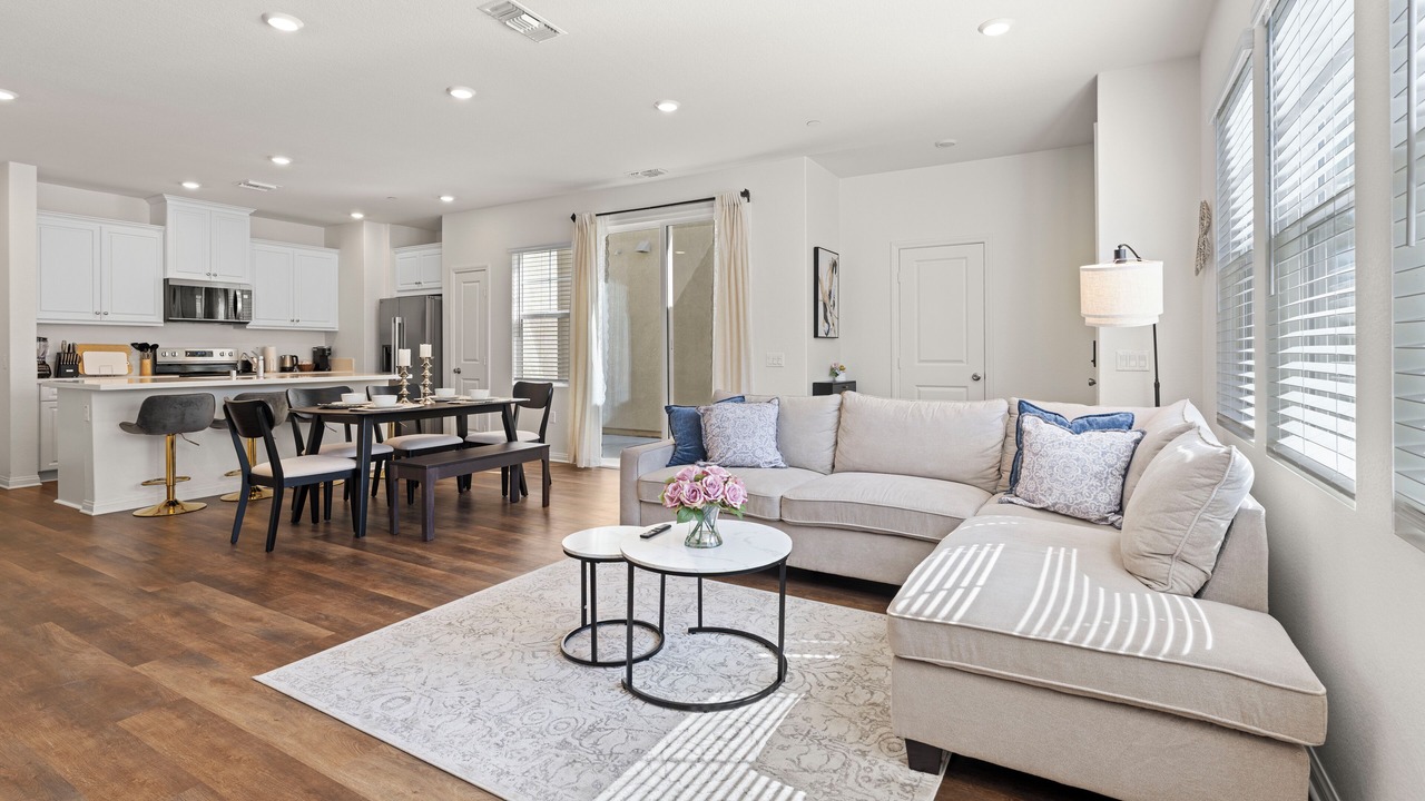 Photo of Livingroom in Chino