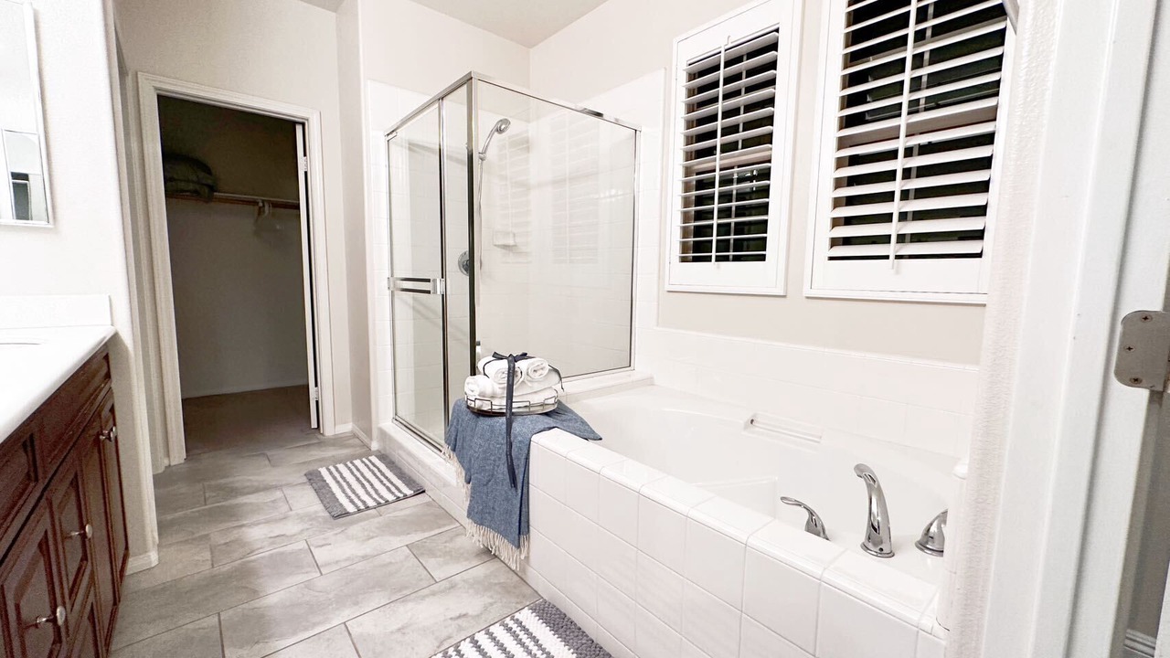 Photo of Bathroom in Portola Springs