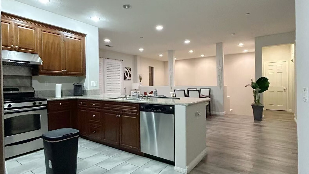 Photo of Kitchen in Portola Springs