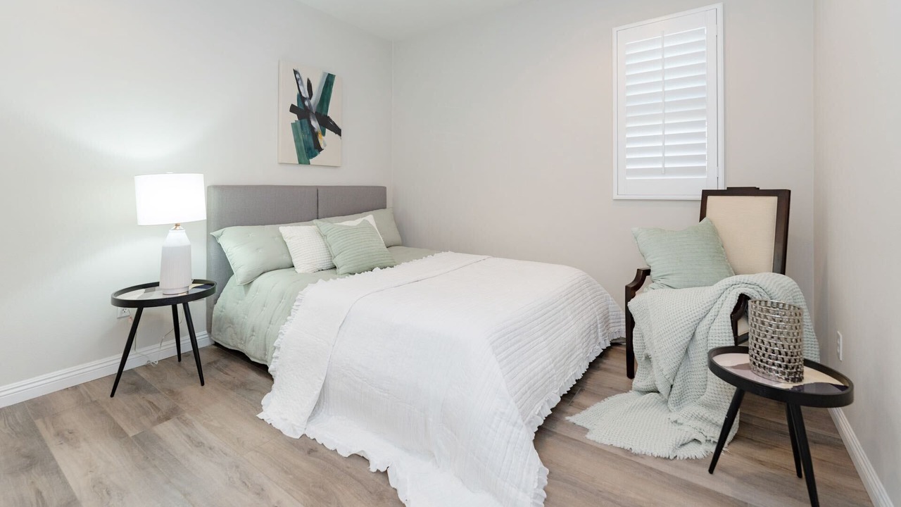 Photo of Bedroom in Portola Springs
