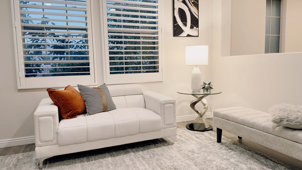 Photo of Livingroom in Portola Springs