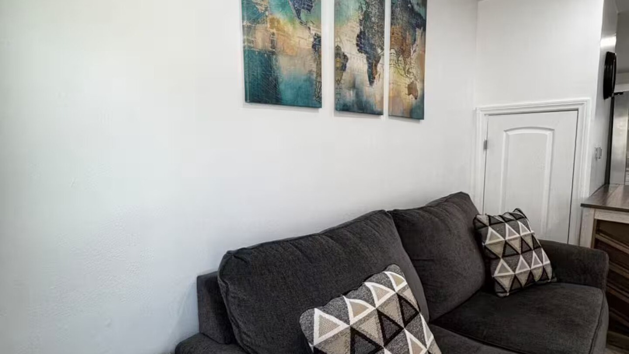 Photo of Livingroom in Porter Ranch