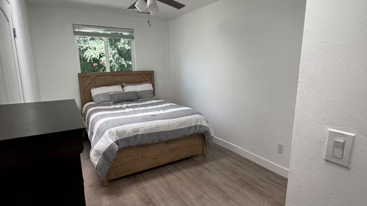 Photo of Bedroom in Porter Ranch