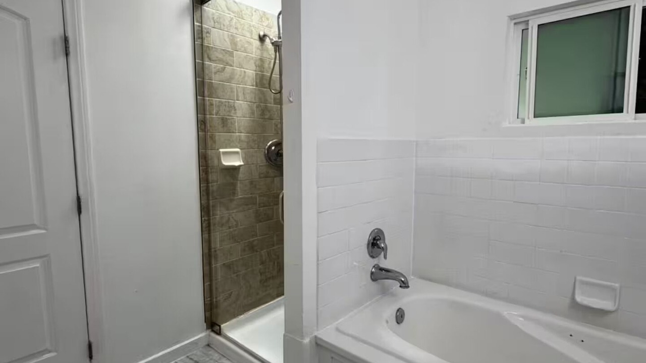 Photo of Bathroom in Porter Ranch