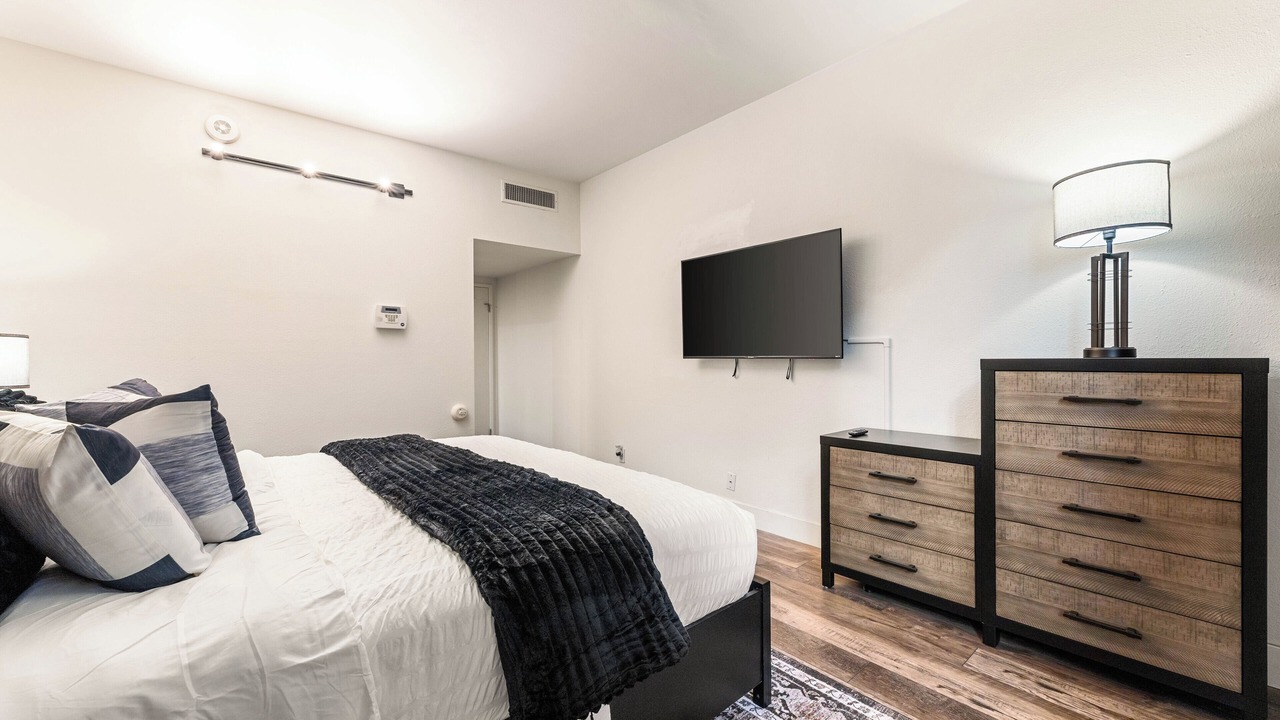 Photo of Bedroom in Downtown Los Angeles