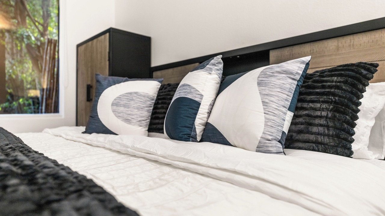 Photo of Bedroom in Downtown Los Angeles