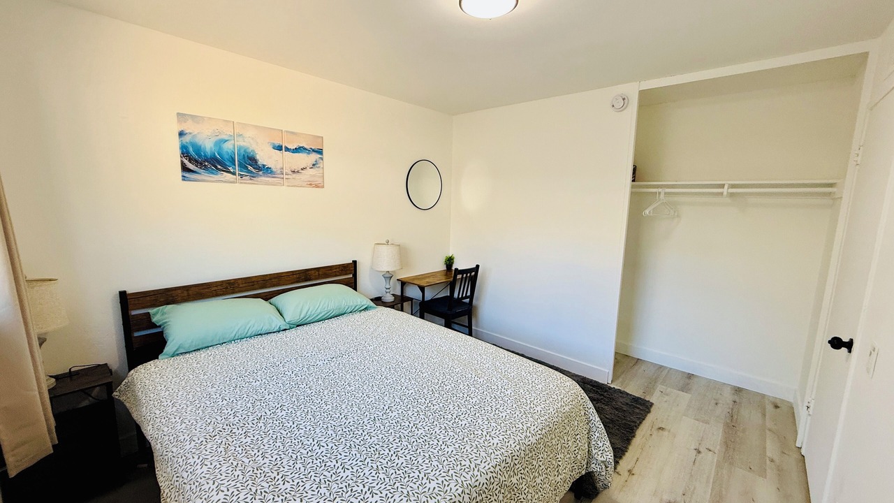 Photo of Bedroom in Canoga Park