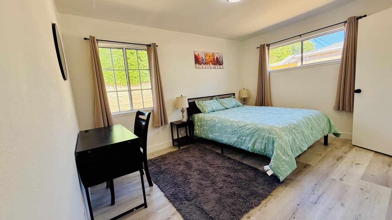 Photo of Bedroom in Canoga Park