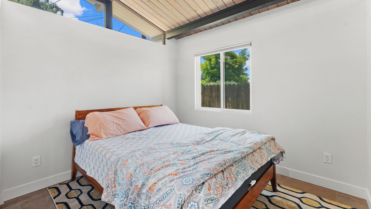 Photo of Bedroom in Claremont