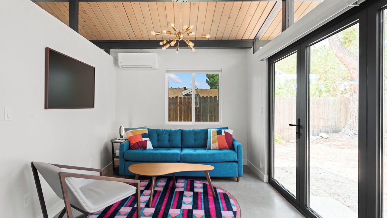Photo of Livingroom in Claremont