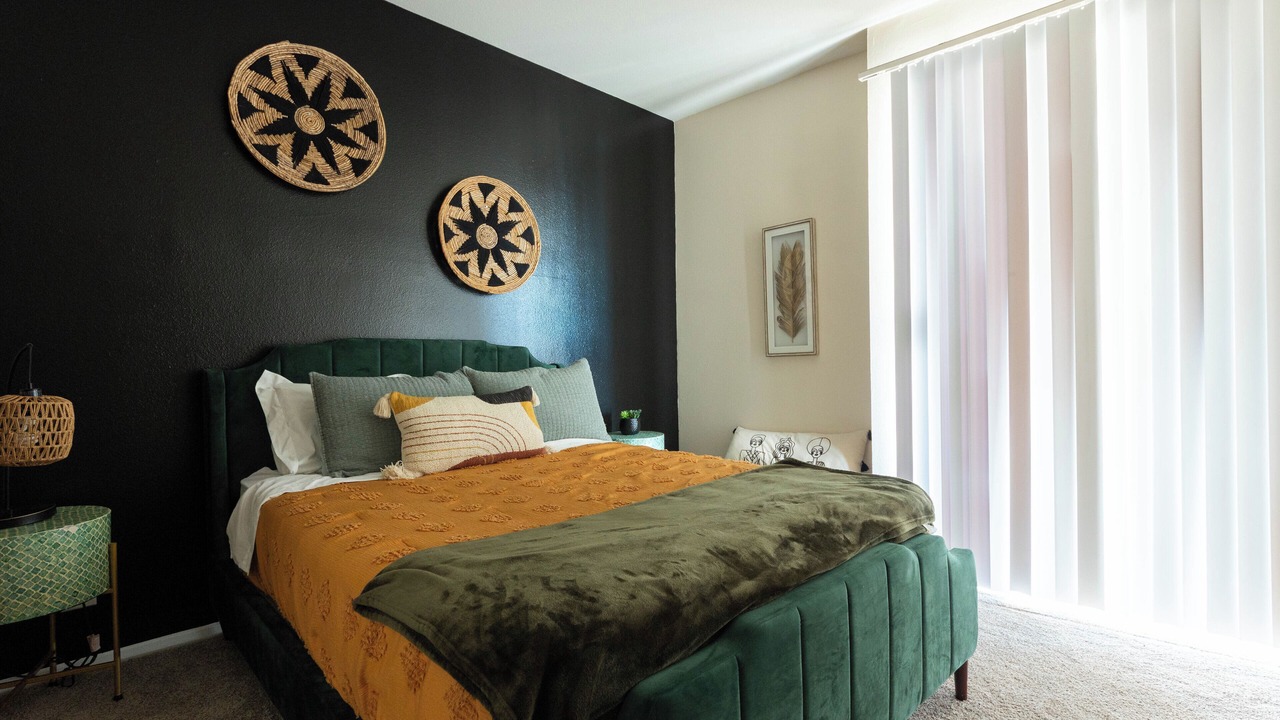 Photo of Bedroom in Miracle Mile