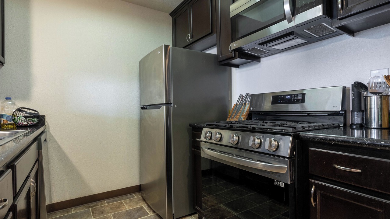 Photo of Kitchen in Miracle Mile