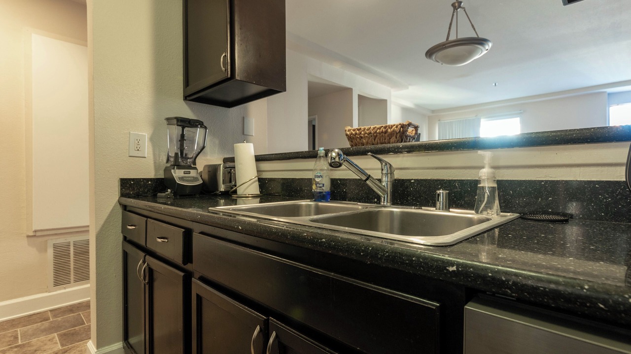 Photo of Kitchen in Miracle Mile