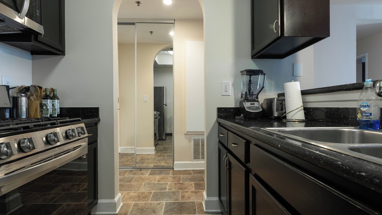 Photo of Kitchen in Miracle Mile