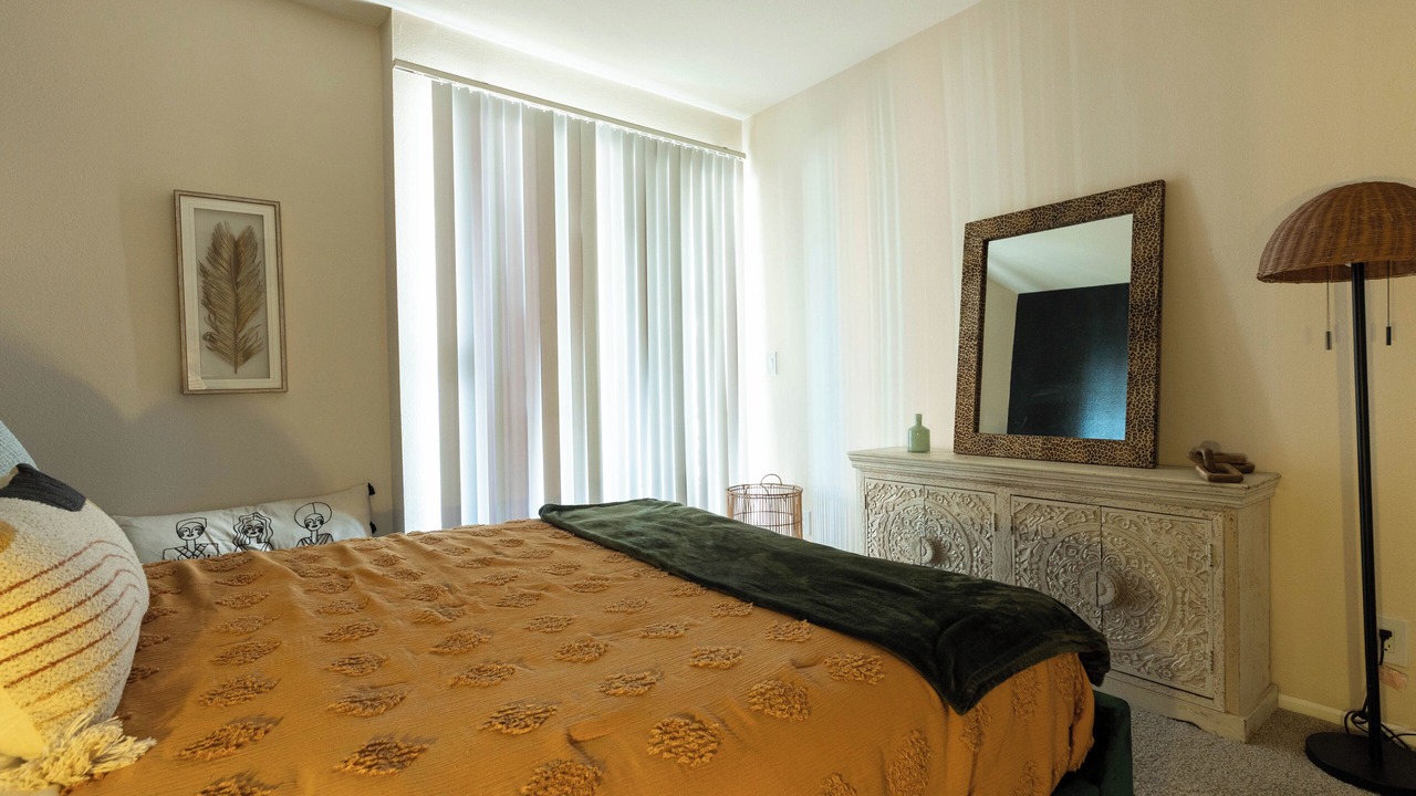 Photo of Bedroom in Miracle Mile