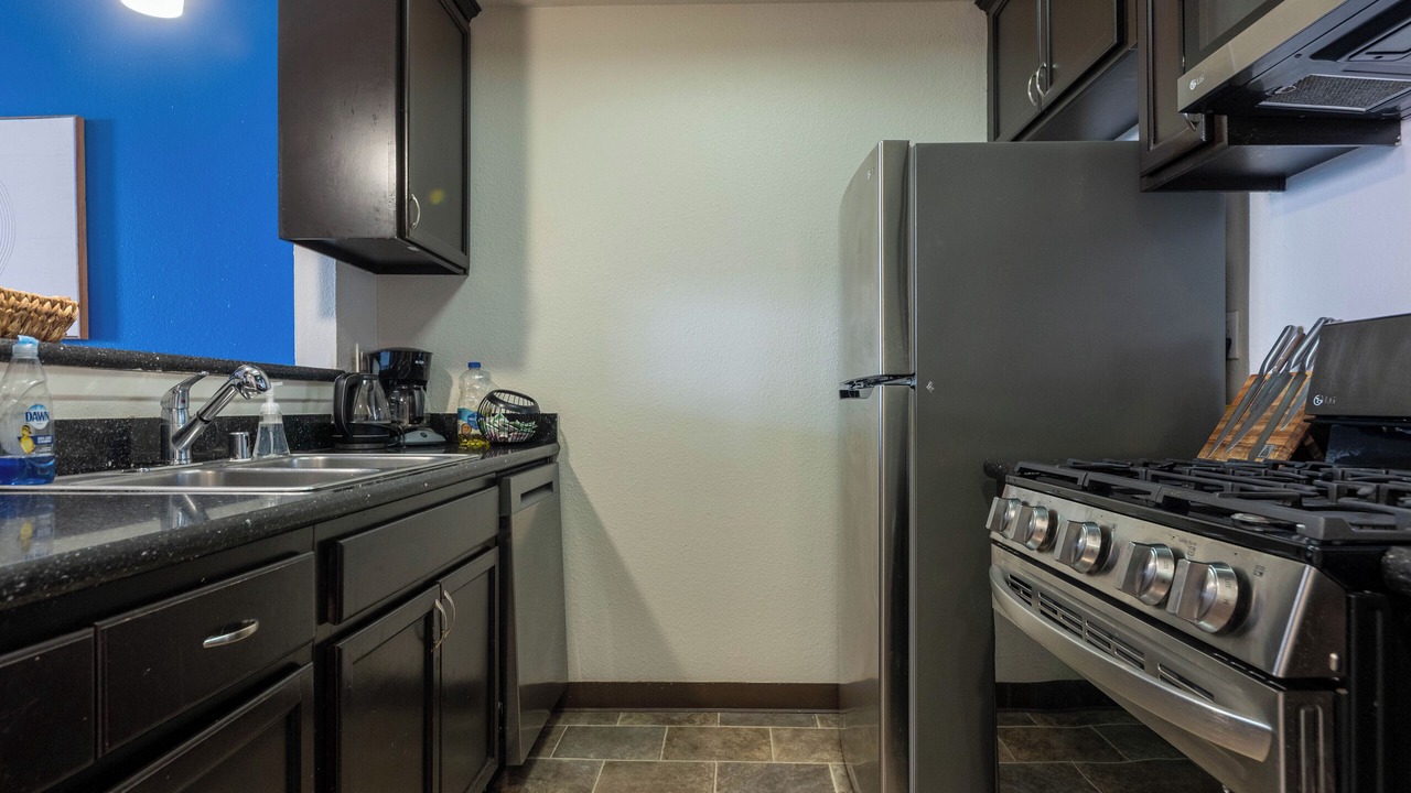 Photo of Kitchen in Miracle Mile