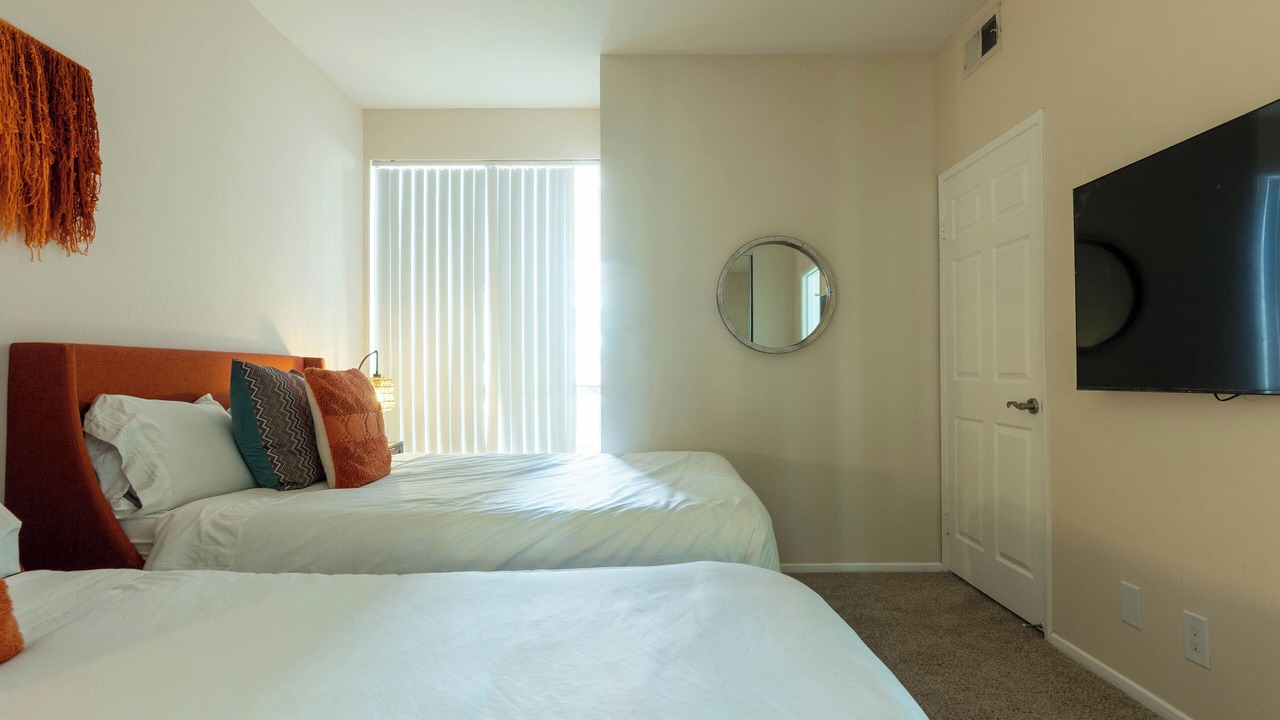 Photo of Bedroom in Miracle Mile