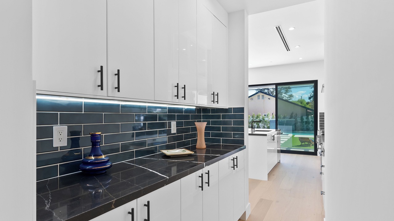 Photo of Kitchen in Encino