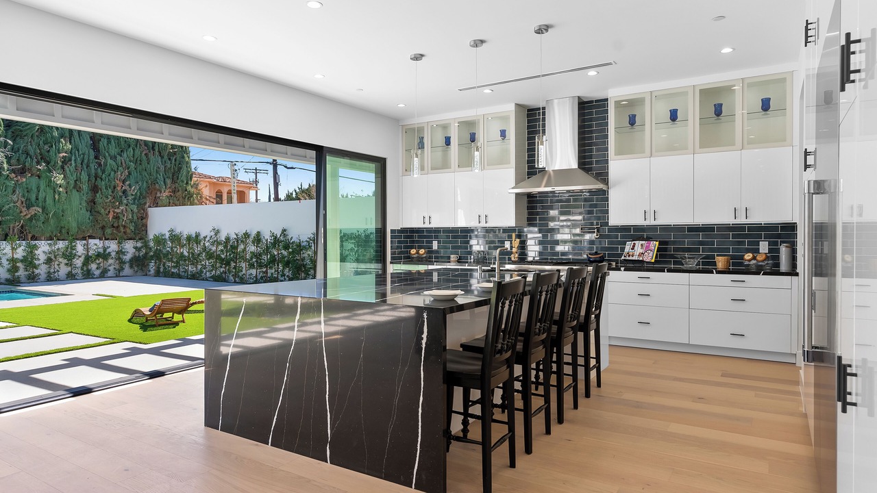Photo of Kitchen in Encino