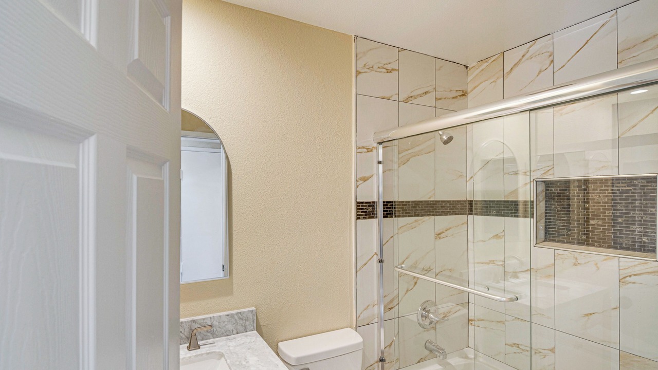 Photo of Bathroom in Sylmar