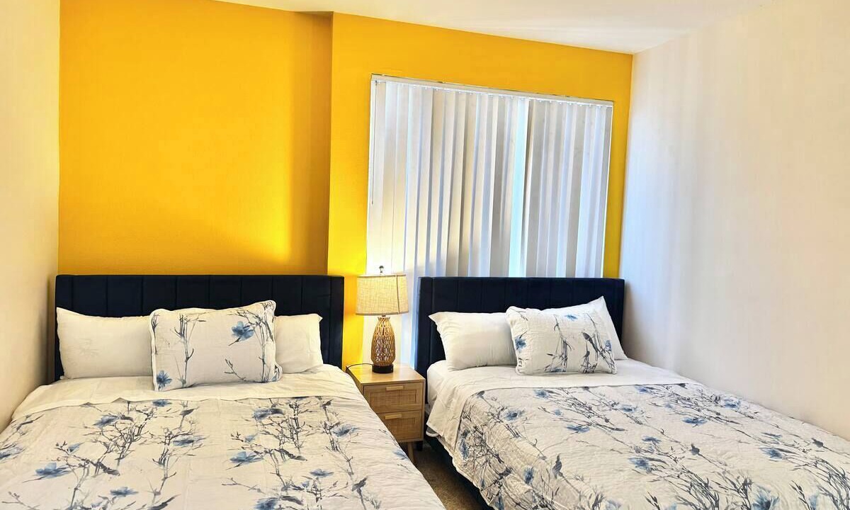 Photo of Bedroom in Miracle Mile