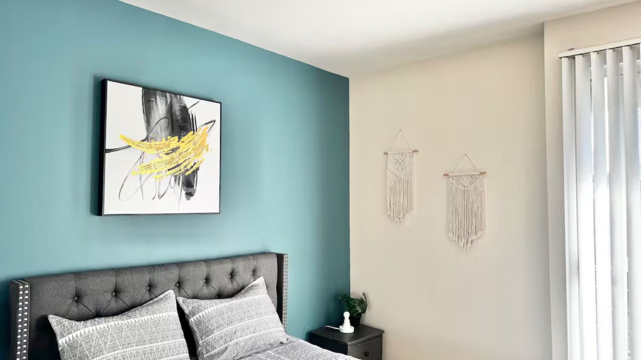 Photo of Bedroom in Miracle Mile