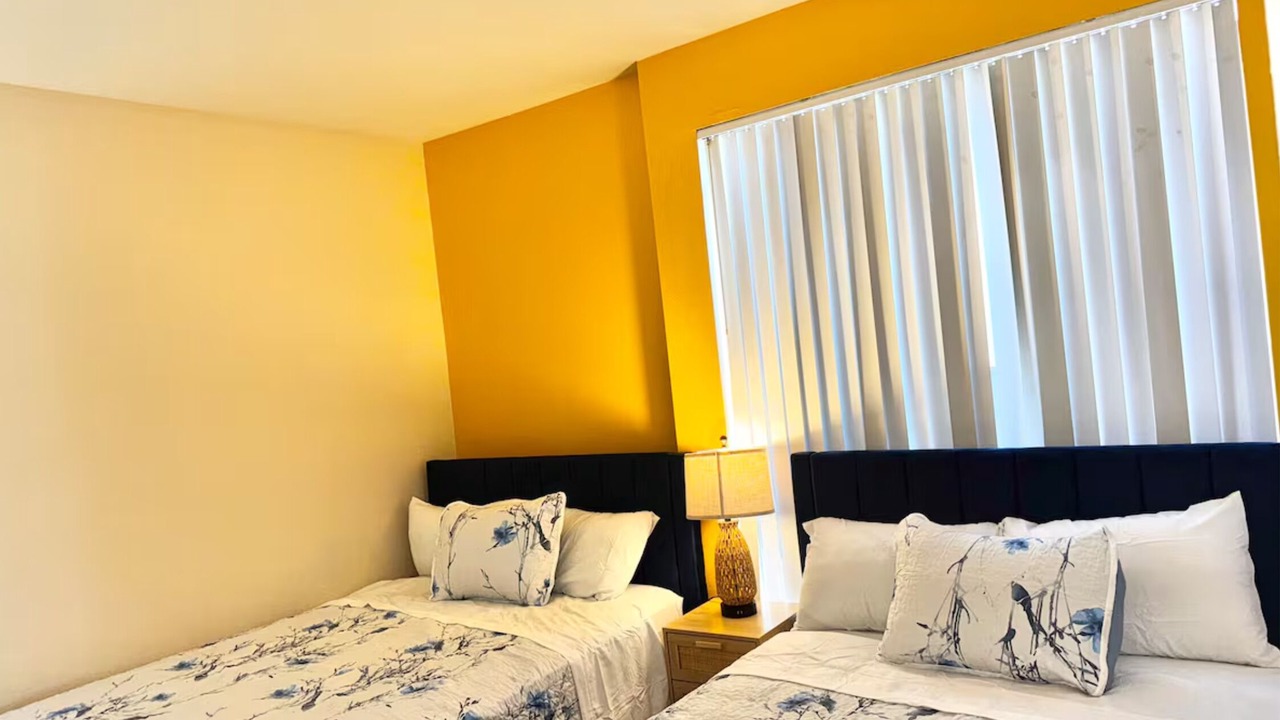 Photo of Bedroom in Miracle Mile