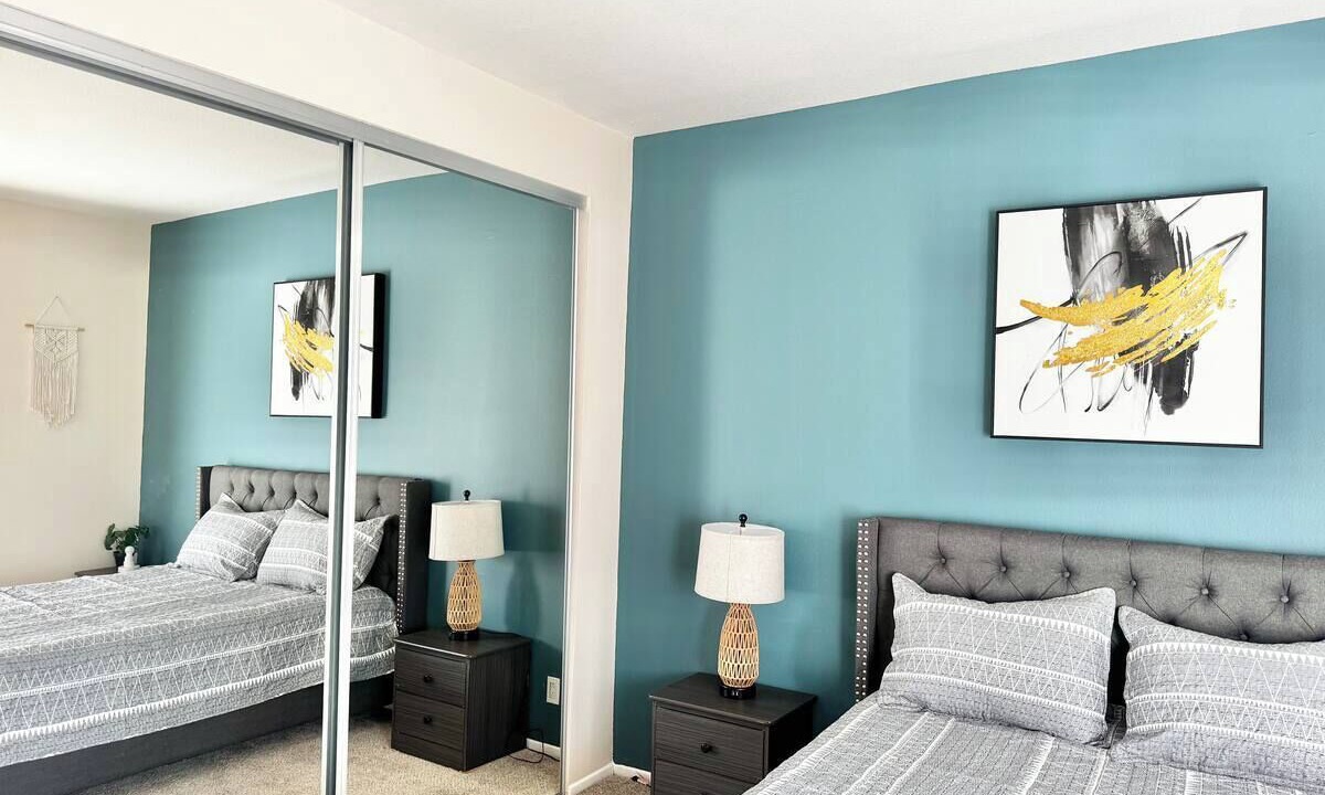 Photo of Bedroom in Miracle Mile