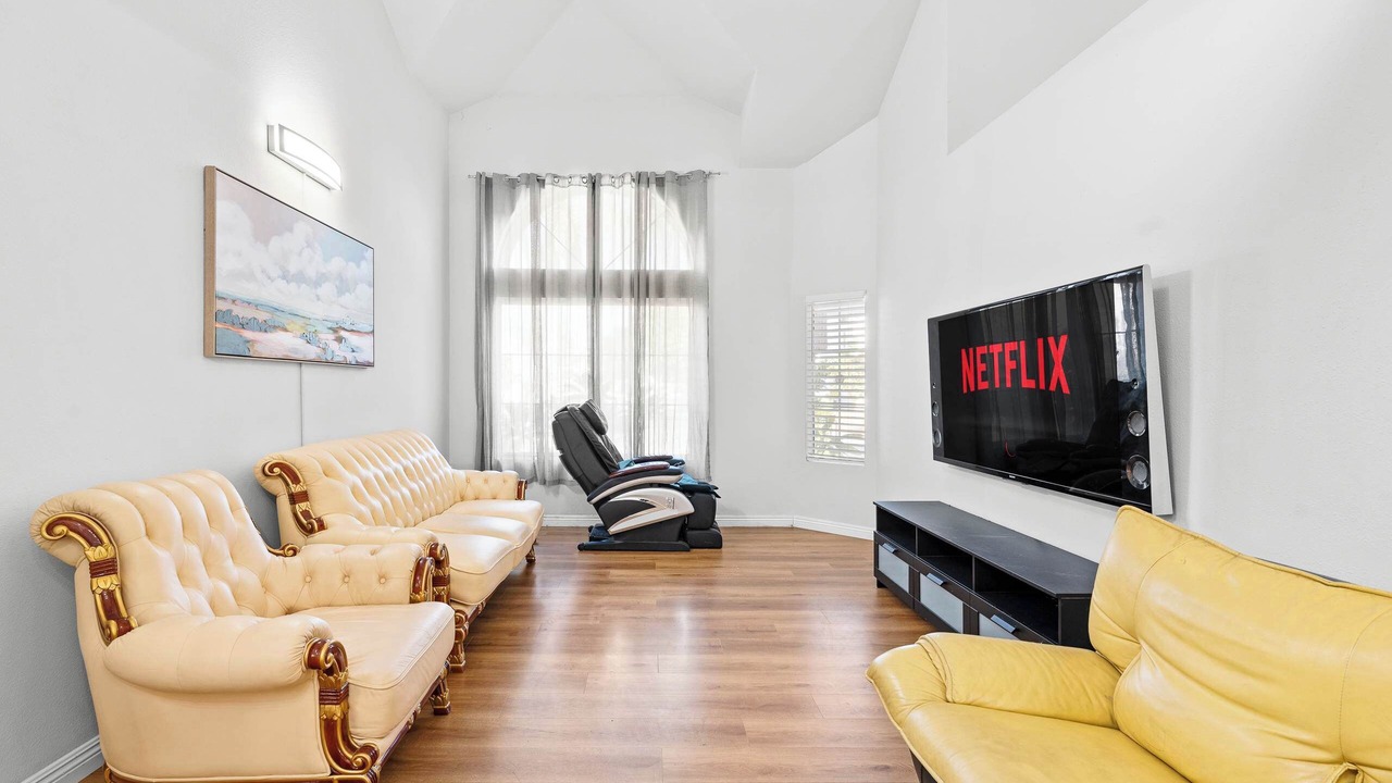 Photo of Livingroom in Valinda