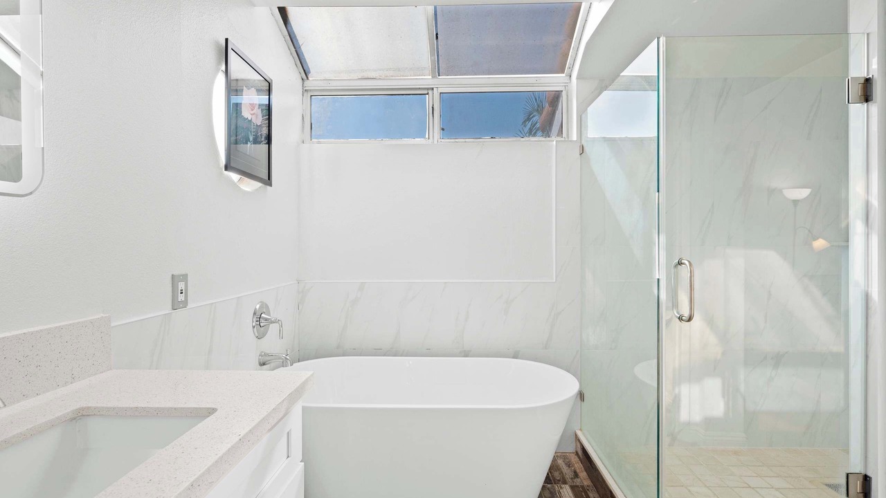 Photo of Bathroom in Valinda