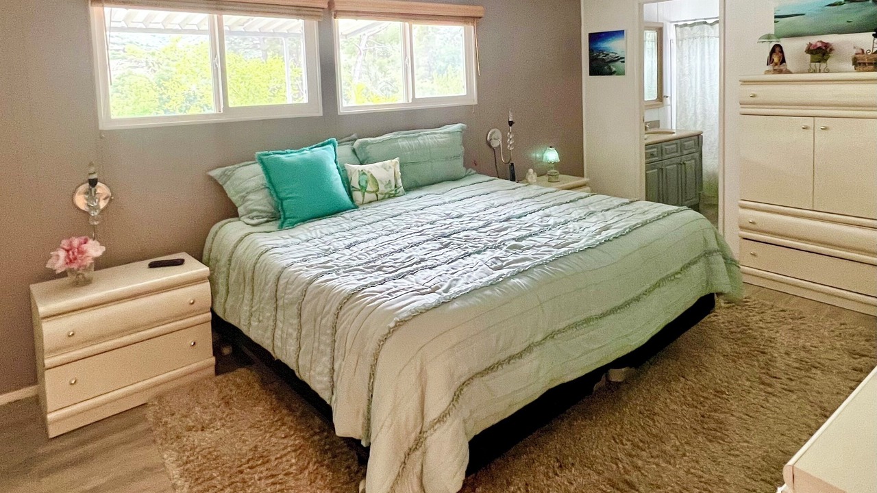 Photo of Bedroom in Agoura Hills