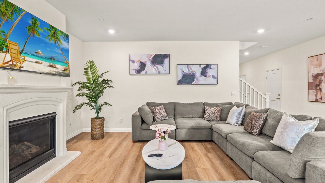 Photo of Livingroom in Ontario
