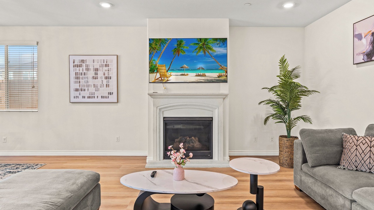 Photo of Livingroom in Ontario