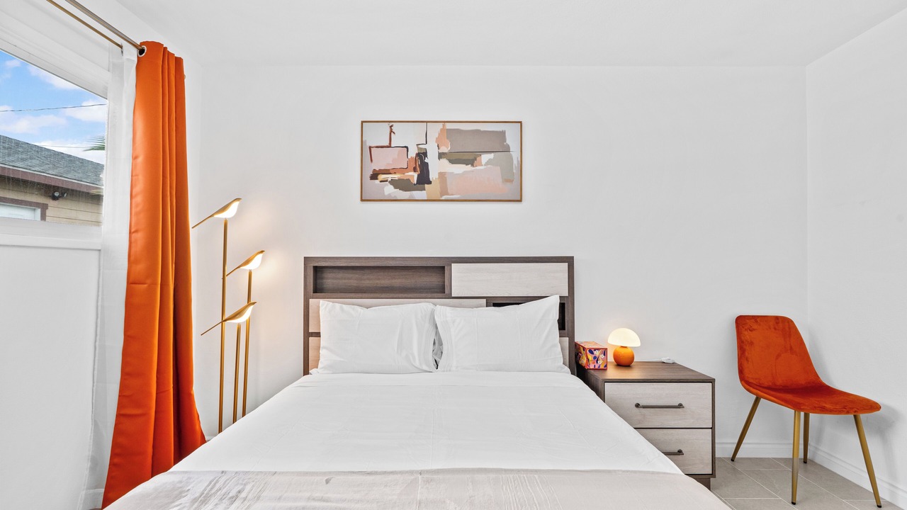 Photo of Bedroom in Tustin