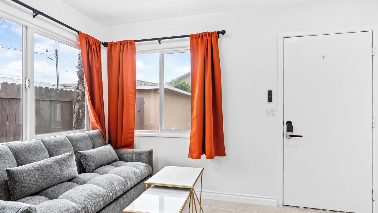 Photo of Livingroom in Tustin