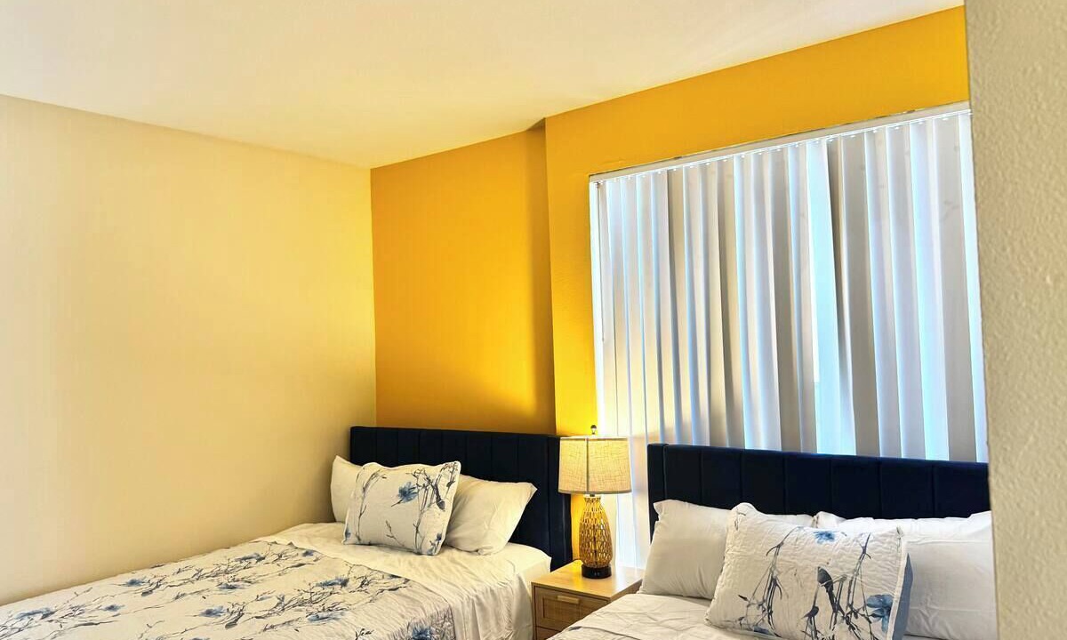 Photo of Bedroom in Miracle Mile
