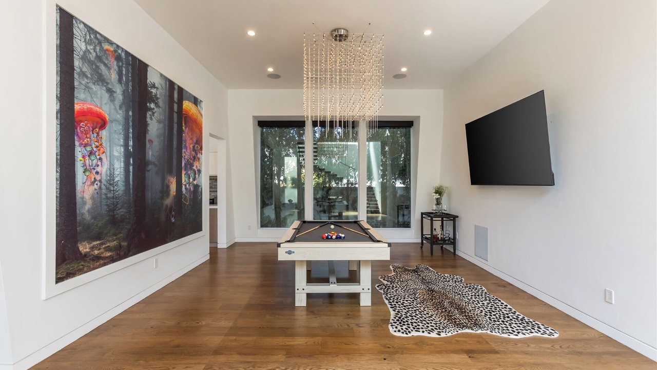 Photo of Bedroom in Fairfax District
