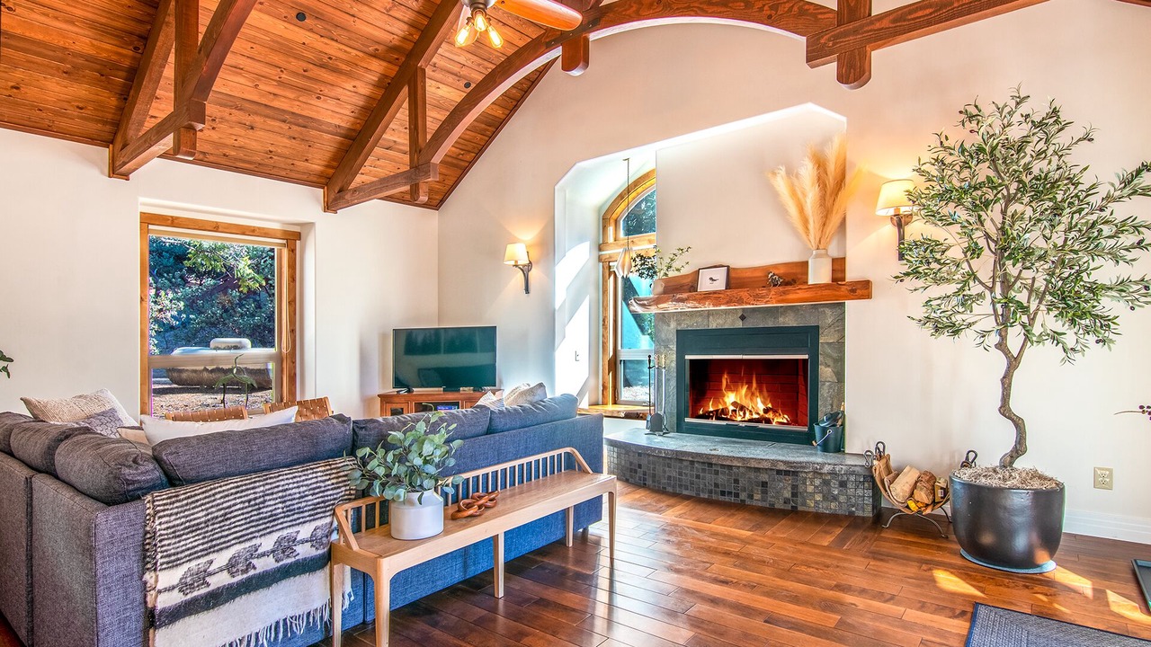 Photo of Livingroom in Fern Valley