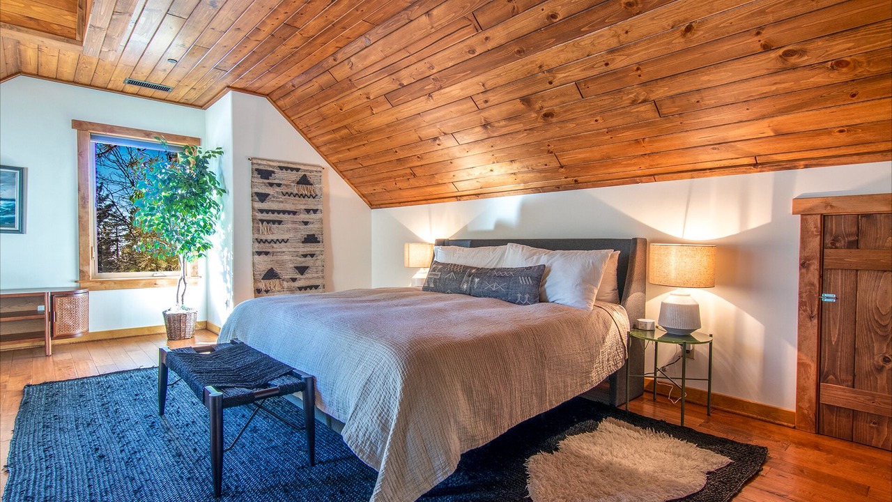 Photo of Bedroom in Fern Valley